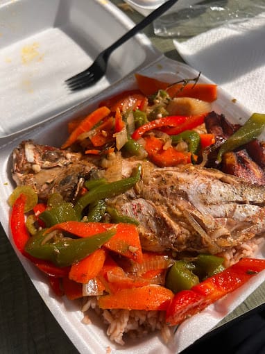 1Luv Island Restaurant - Jamaican Restaurant