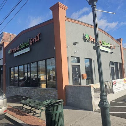 Breezes Island Grill Restaurant & Lounge Li - Jamaican Restaurant