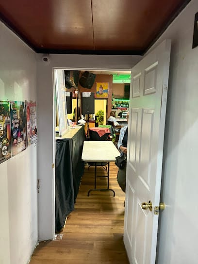 Hazel's Caribbean Spot - Jamaican Restaurant