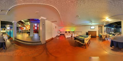 Heroes Lounge - Jamaican Restaurant