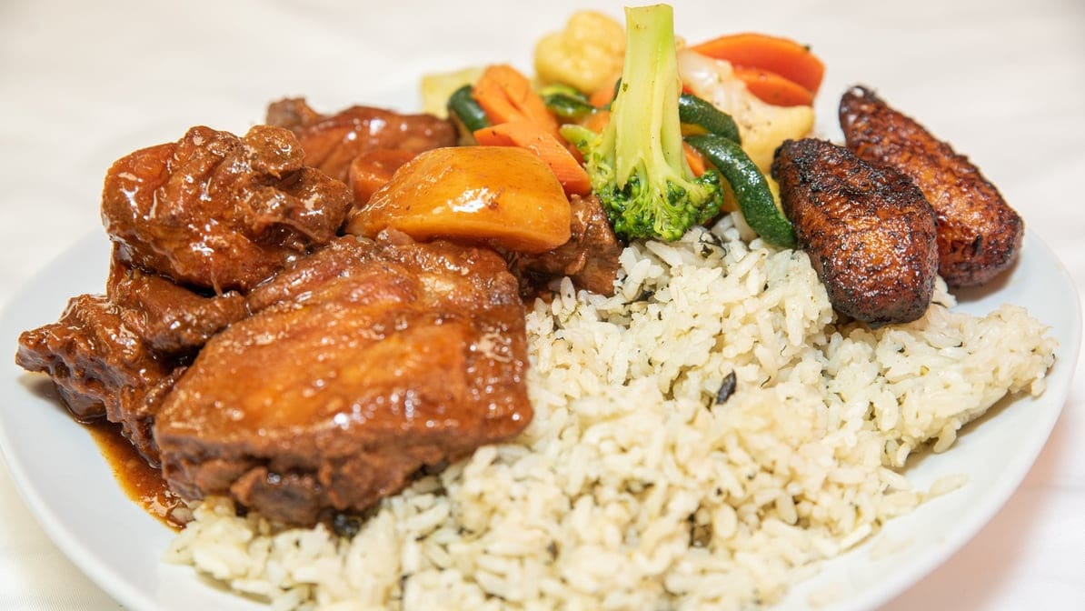 ISLAND FLAVOR JERK CUISINE - Jamaican Restaurant