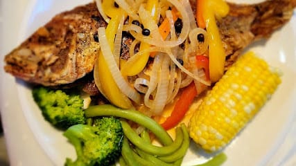 Louis' Jamaican Cuisine & Signature Cakes - Jamaican Restaurant