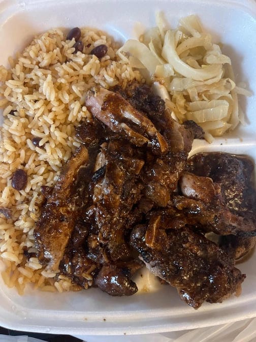Mr Pizza & Wings and Jamaican food - Jamaican Restaurant
