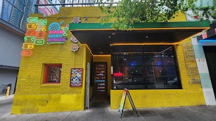 Traphouse Caribbean - Jamaican Restaurant